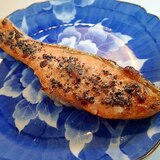 鮭のグリル焼き（マヨネーズ&黒すりごま）